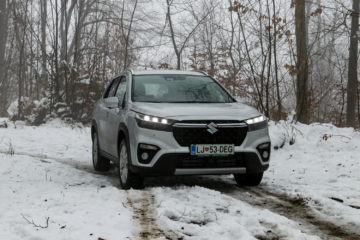 Suzuki S-Cross (1)