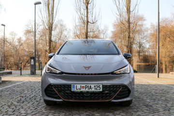 Cupra Born (9)