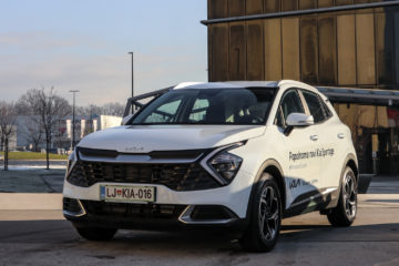 Kia Sportage  (8)