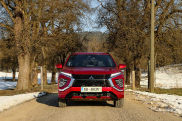 Mitsubishi Eclipse Cross PHEV (1)