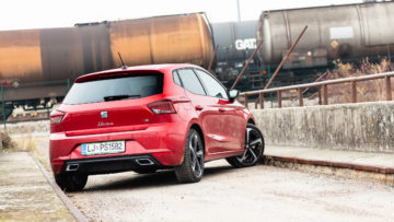 Seat_Ibiza_10_TSI_110_DSG_FR_02