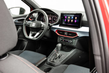 Seat_Ibiza_10_TSI_110_DSG_FR_15