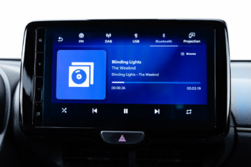 Toyota_Yaris_Cross_Hybrid_4x4_Premiere_45