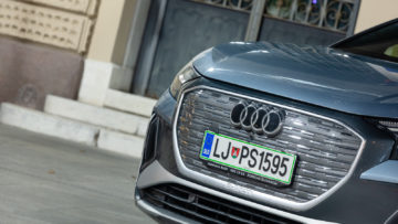 Audi_Q4_40_e-tron_S-line_03