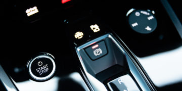 Audi_Q4_40_e-tron_S-line_12