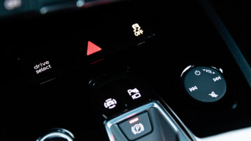 Audi_Q4_40_e-tron_S-line_13
