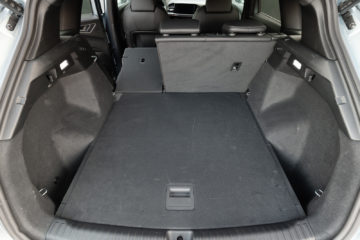 Audi_Q4_40_e-tron_S-line_27