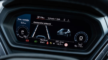 Audi_Q4_40_e-tron_S-line_36