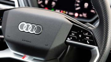 Audi_Q4_40_e-tron_S-line_37