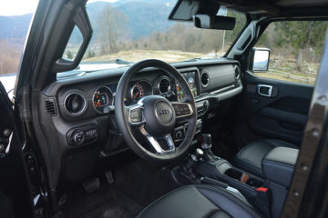 JEEP GLADIATOR 16