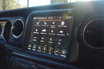 JEEP GLADIATOR 23