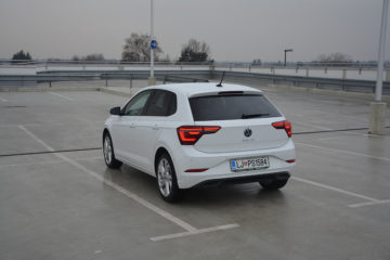 VW POLO 06