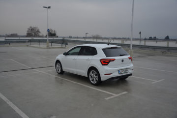 VW POLO 10