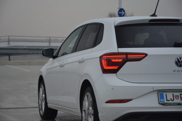 VW POLO 12