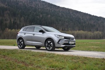 OPEL GRANDLAND 06