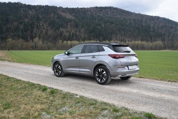 OPEL GRANDLAND 07