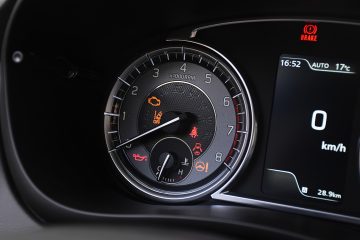 SUZUKI S-CROSS 17