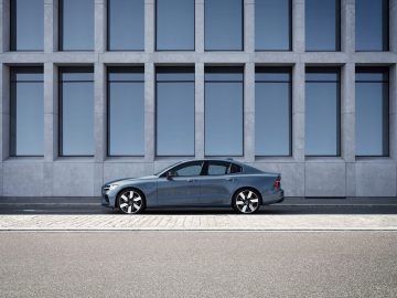 Volvo_S60_Recharge_T8_ (4)