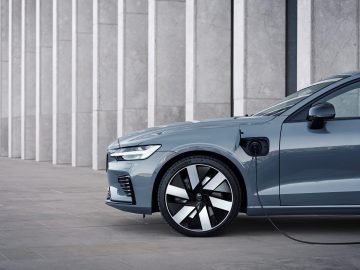 Volvo_S60_Recharge_T8_ (5)