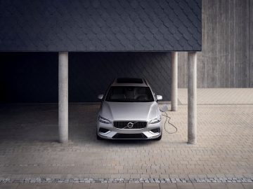 Volvo_V60_Recharge_T8_ (5)