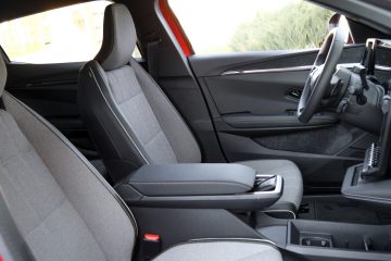 Renault Megane E-Tech Electric (18)