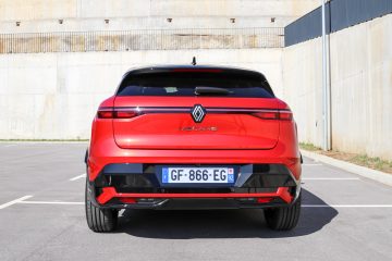 Renault Megane E-Tech Electric (28)