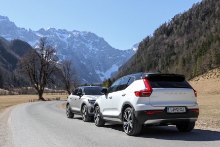 Volvo XC40 in C40 Recharge (3)