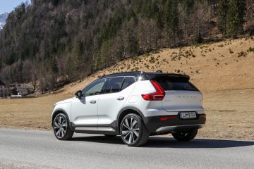 Volvo XC40 Recharge 2022 (1)