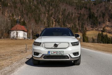 Volvo XC40 Recharge 2022 (2)