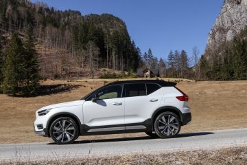 Volvo XC40 Recharge 2022 (4)