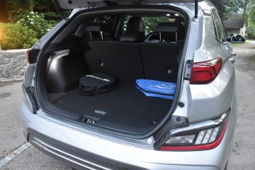 HYUNDAI KONA EV 24