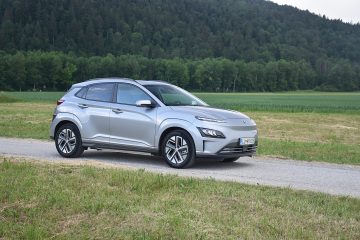 HYUNDAI KONA EV 28