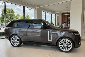 Range Rover Wallis Motor Ljubljana 2022 (25)
