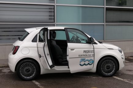 Fiat 500e 3+1 (1)