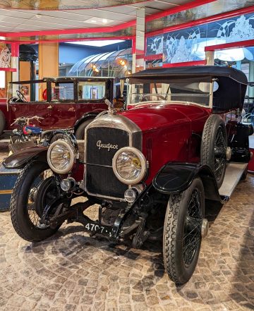 2_PEUGEOT_TYPE156_Presidential