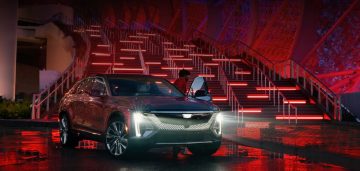 Cadillac Lyric2