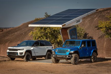 2023 Jeep® Grand Cherokee Trailhawk 4xe and 2023 Jeep Wrangler R