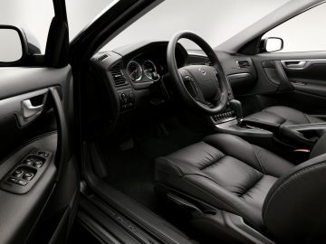 9987_Volvo_V70