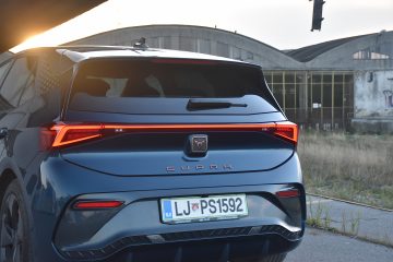 CUPRA BORN 10
