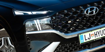 Hyundai_Santa_Fe_Plug-In_Impression_07