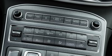 Hyundai_Santa_Fe_Plug-In_Impression_14