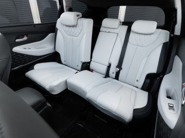 Hyundai_Santa_Fe_Plug-In_Impression_21