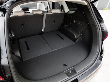 Hyundai_Santa_Fe_Plug-In_Impression_28