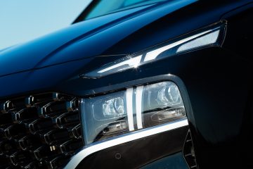 Hyundai_Santa_Fe_Plug-In_Impression_34