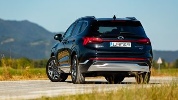 Hyundai_Santa_Fe_Plug-In_Impression_37