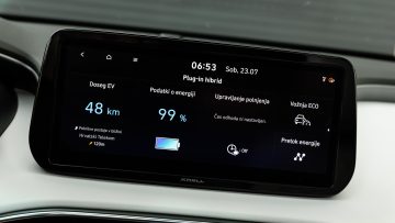 Hyundai_Santa_Fe_Plug-In_Impression_40