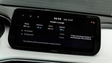 Hyundai_Santa_Fe_Plug-In_Impression_42