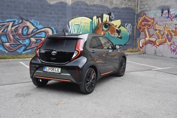 TOYOTA AYGO 09