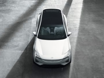 660409_20221012_Polestar_3