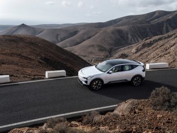 660444_20221012_Polestar_3